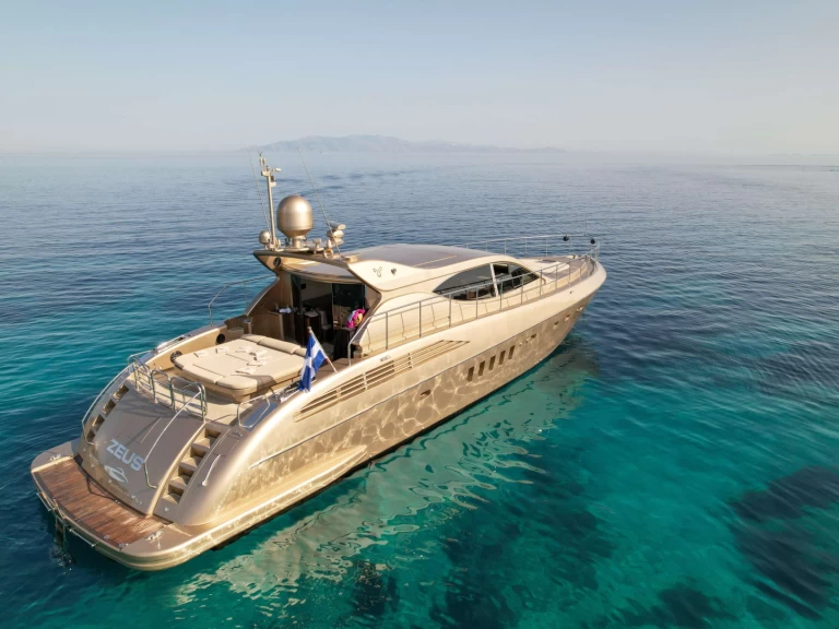 Bareboat Rental Luxury Yacht Leopard with a boat licence