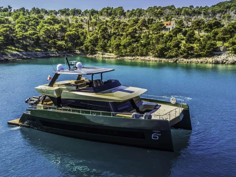 Luxury Yacht for rent Split at the best price