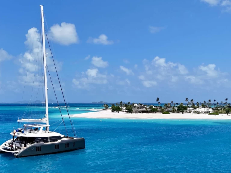 Sunreef yolo in Caribbean on SamBoat