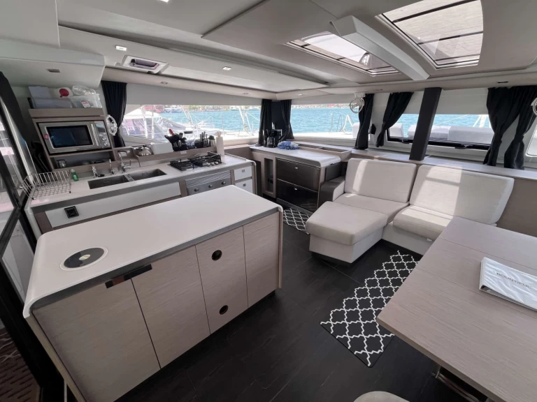 Bareboat Rental Luxury Yacht Fountaine Pajot with a boat licence