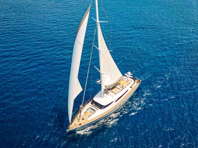 Bareboat Rental Luxury Yacht  with a boat licence