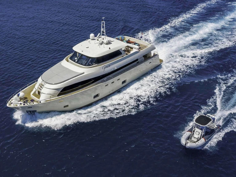 Luxury Yacht for rent Split at the best price