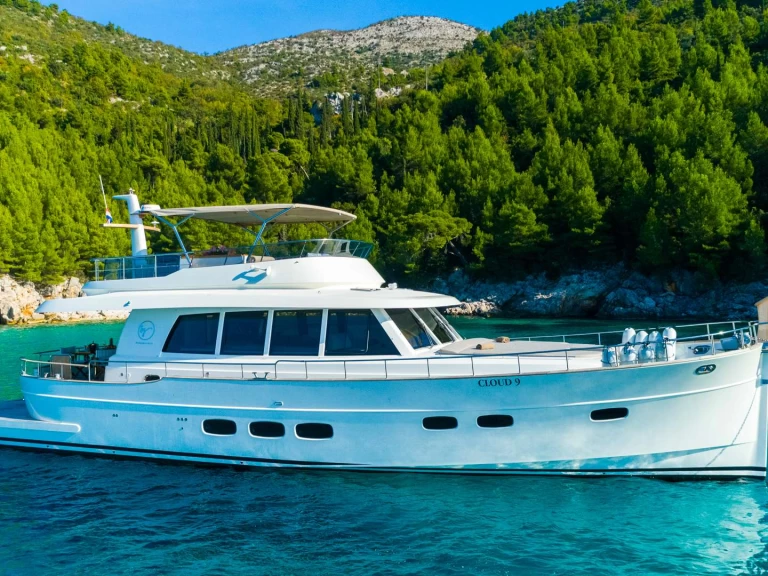 Luxury Yacht rental in Komolac - Menorquin CLOUD 9