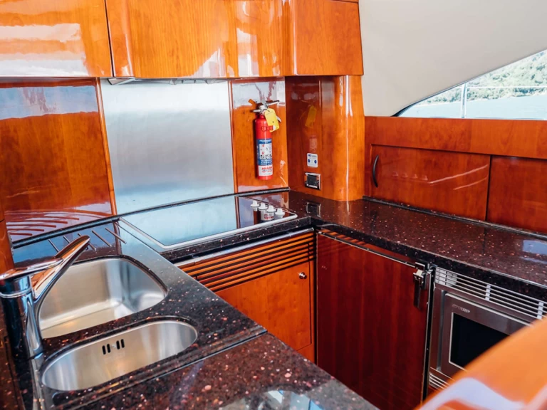 Luxury Yacht rental in Picton - Fairline-Squadron INDIAN SUMMER