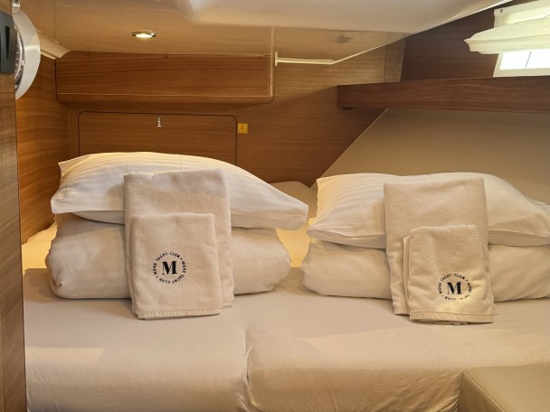 Elan Impression 45.1 in Trogir on SamBoat