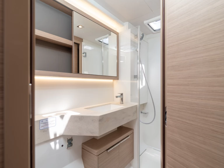 Boat rental Lagoon Lagoon 51 in Trogir on Samboat