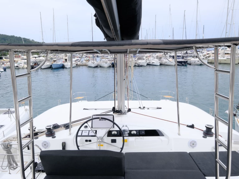 Bareboat Rental Catamaran Lagoon with a boat licence