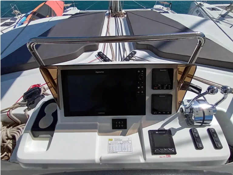 Yacht charter Pálairos cheap Lagoon 51