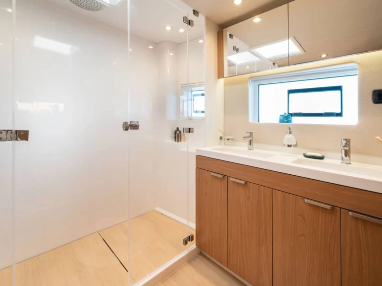 Catamaran for rent Kaštela at the best price