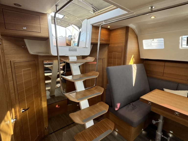 Bareboat Rental Sailboat Elan with a boat licence