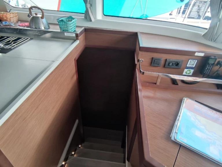 Catamaran rental in Trogir - Lagoon Lagoon 46