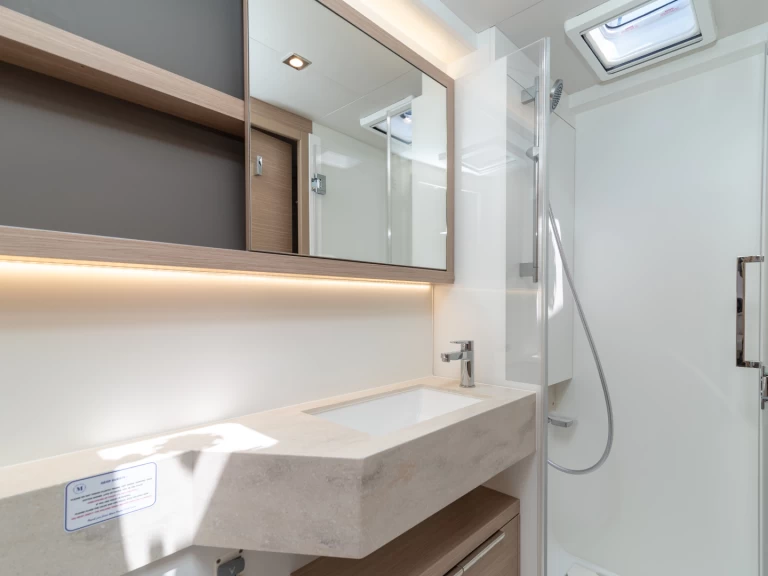 Catamaran rental in Trogir - Lagoon Lagoon 51