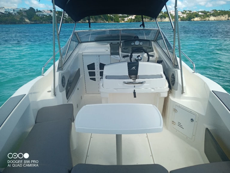 Karnic 22 sr charter bareboat or captained in  Le Gosier