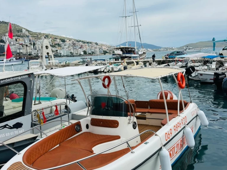 Boat rental Saver Saver 690 Open in Sarandë on Samboat