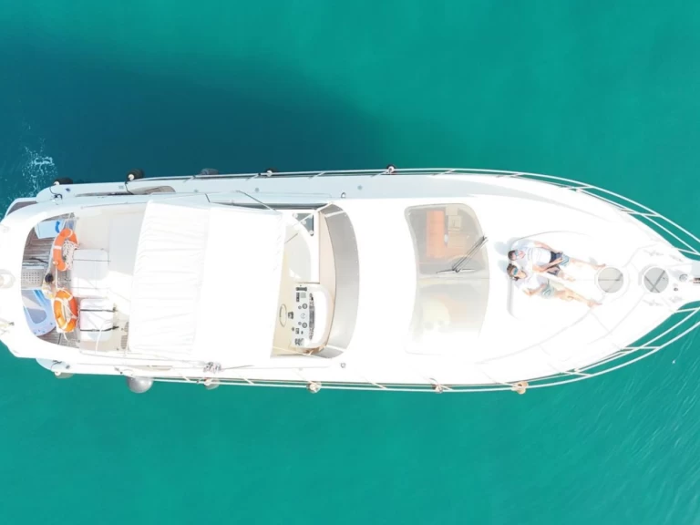 Luxury Yacht rental in Marbella - Doqueve Majestic
