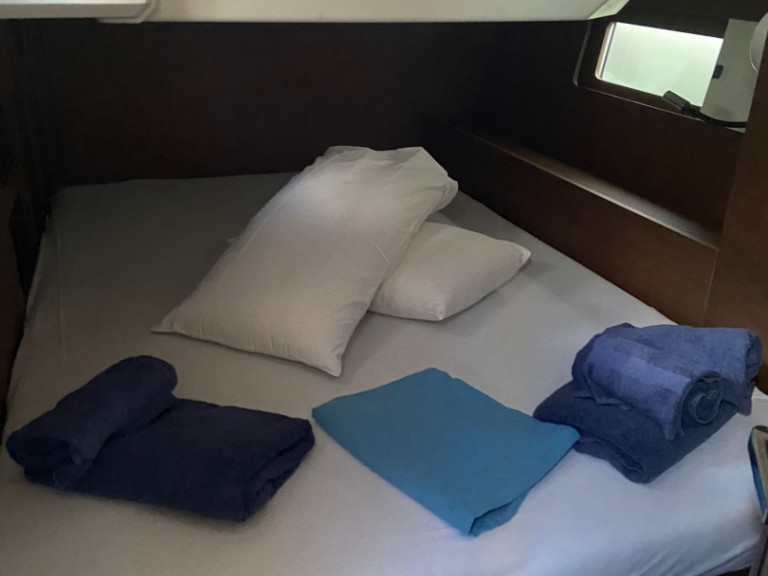 Sailboat rental in Cannigione - Bénéteau Oceanis 46.1