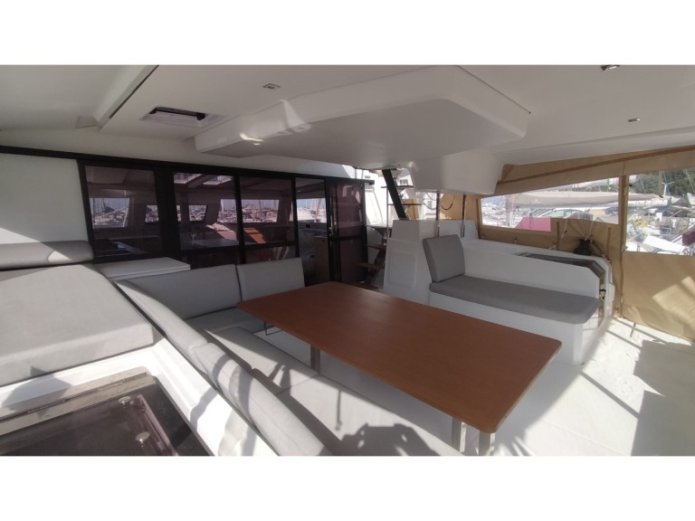 Catamaran rental with or without captain Fountaine Pajot Castellammare di Stabia