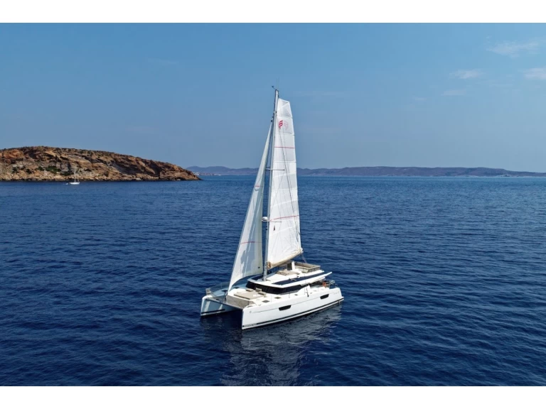 Catamaran for rent Lávrio at the best price