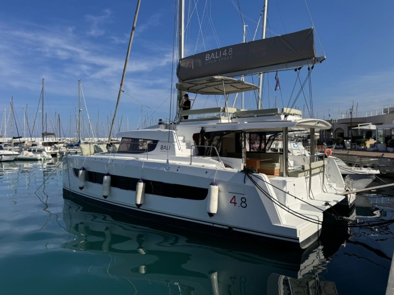 Catamaran rental in Provincia di Sassari - Bali Bali 4.8 Silver Dolphin