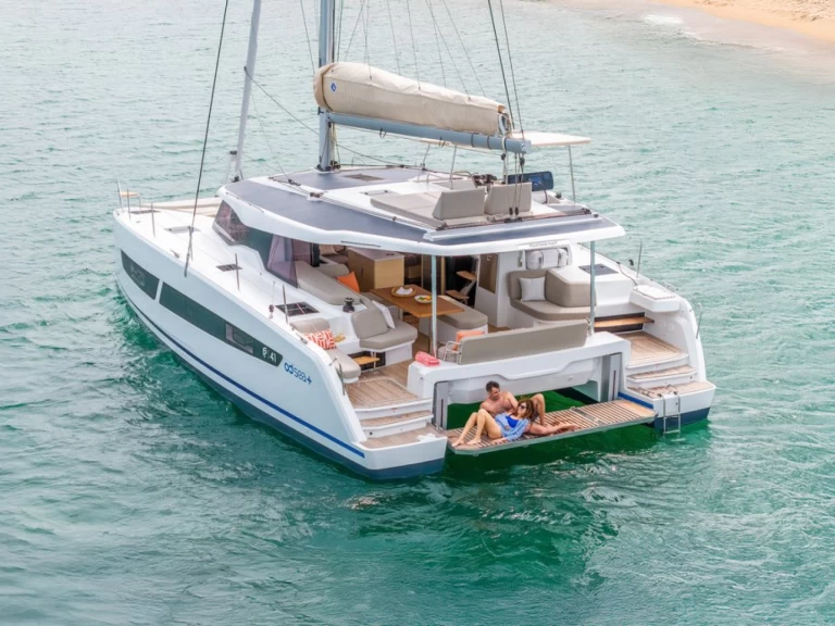 Yacht charter Saint-Raphaël cheap Fountaine Pajot FP 41 Quatuor 3