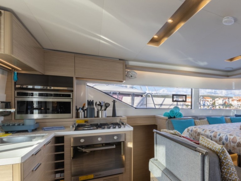 Catamaran rental with or without captain Lagoon Trogir