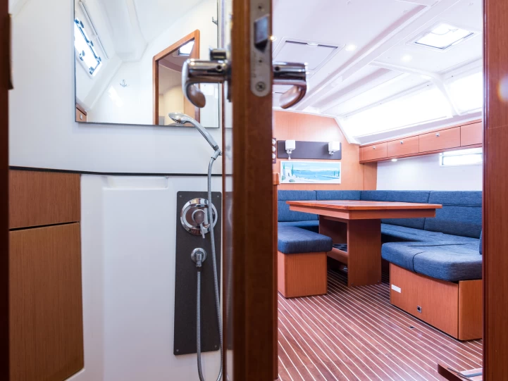 Bareboat Rental Sailboat Bavaria with a boat licence