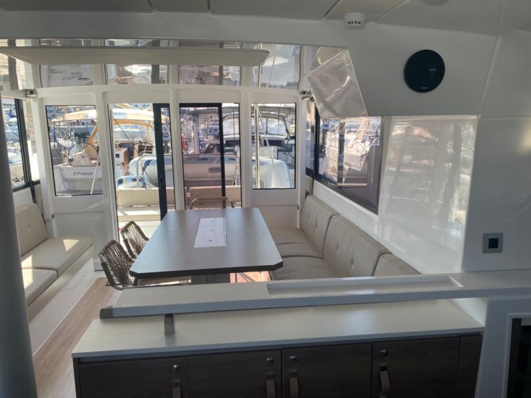 Catamaran for rent Šibenik at the best price