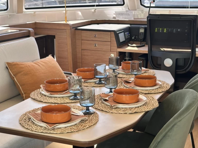 Catamaran rental with or without captain Nautitech Lávrio