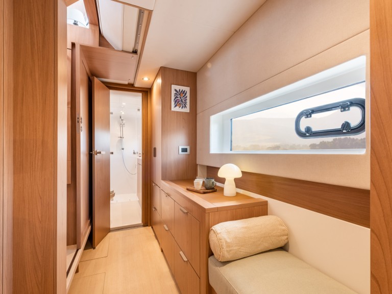 Rent a Bali Bali Catsmart Pula