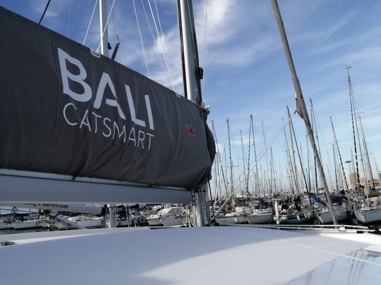 Catamaran for rent Cagliari at the best price