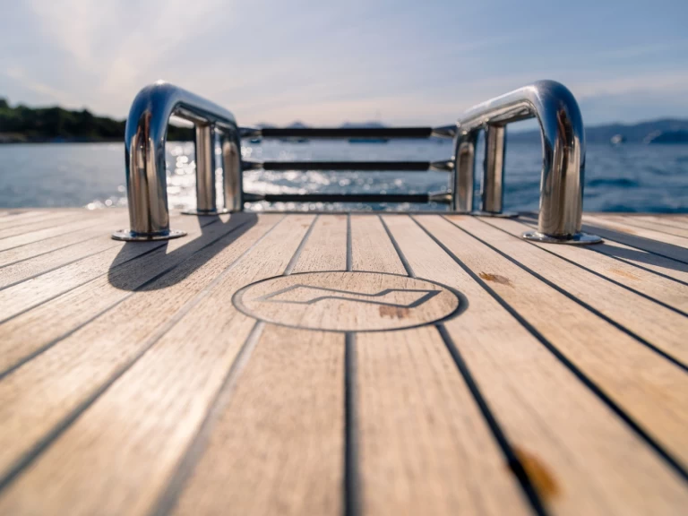 Motorboat for rent Split at the best price