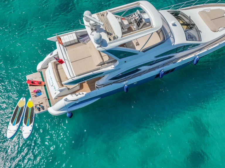 Luxury Yacht rental with or without captain Azimut Palma de Mallorca