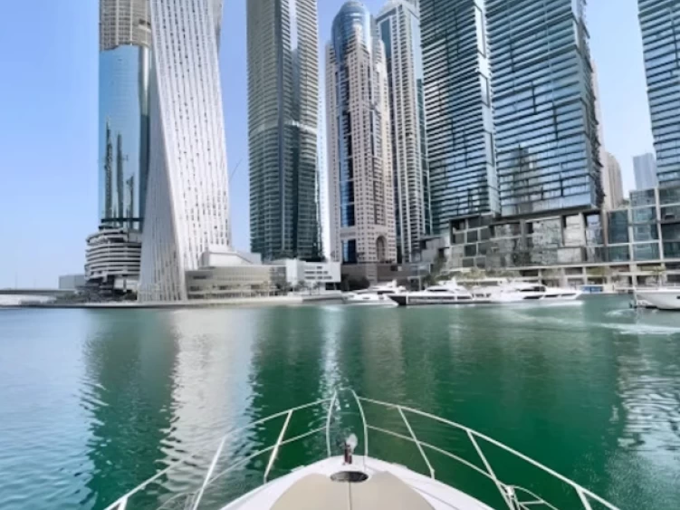 Luxury Yacht for rent Dubai Marina at the best price