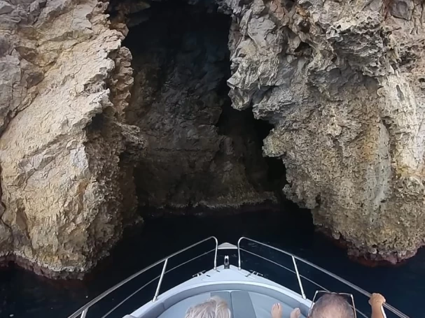 Boat rental LIVER CABIN 36 in Letojanni on Samboat