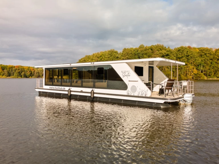 Luxboot Luxboot in Buchholz on SamBoat