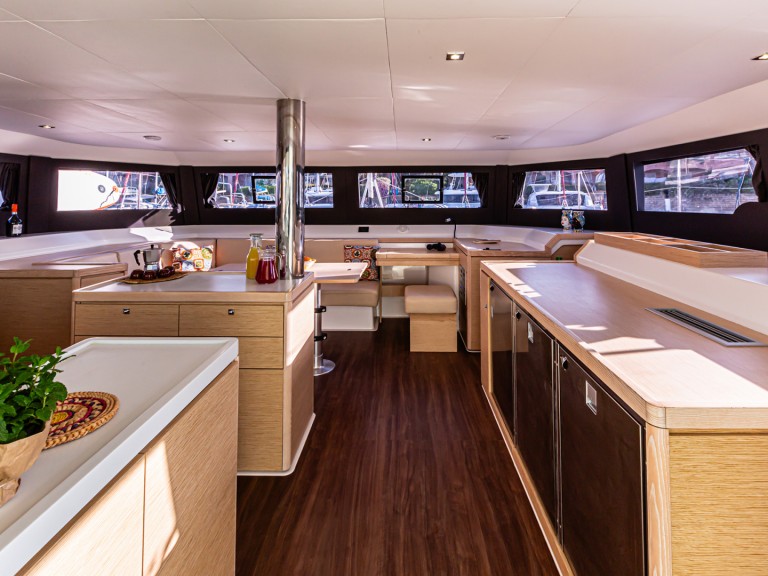 Dufour Dufour Catamarans 48 Sail in Palermo on SamBoat