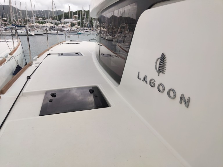 Bareboat Rental Catamaran Lagoon with a boat licence
