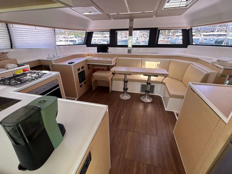 Rent a Cervetti Cervetti 44  Salerno