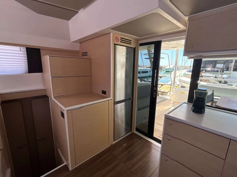 Cervetti Cervetti 44  charter bareboat or captained in  Salerno