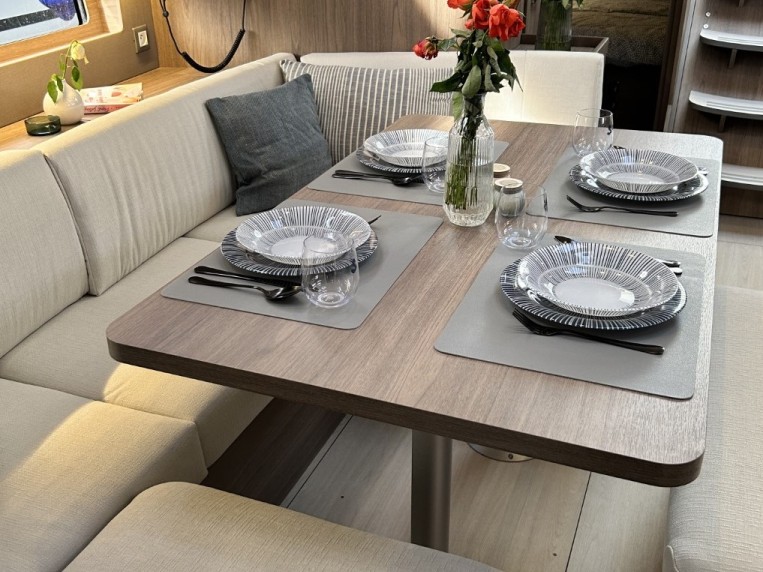 Bénéteau Oceanis 47 in Split on SamBoat