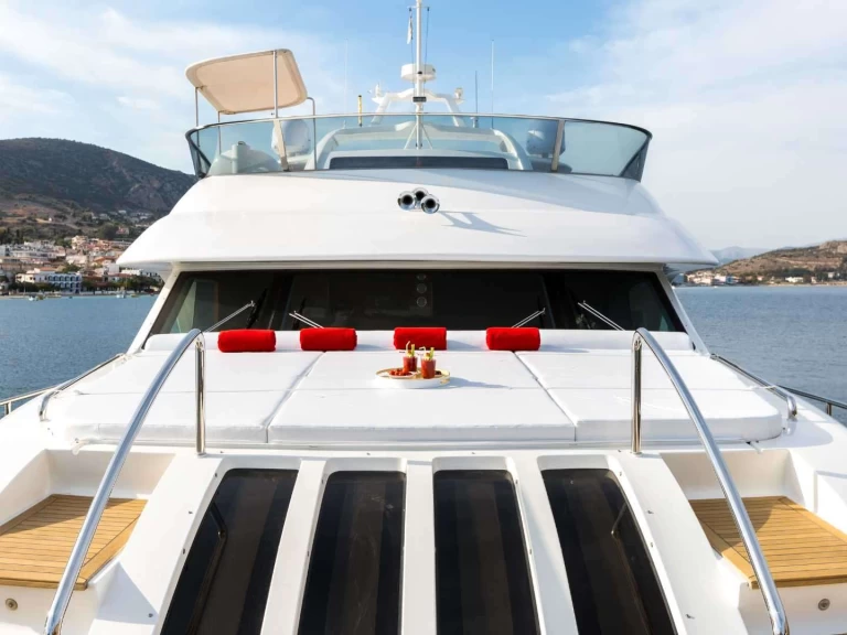 Luxury Yacht rental with or without captain Benetti San Remo