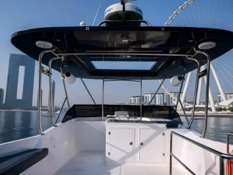 Yacht charter Dubai Marina cheap 64