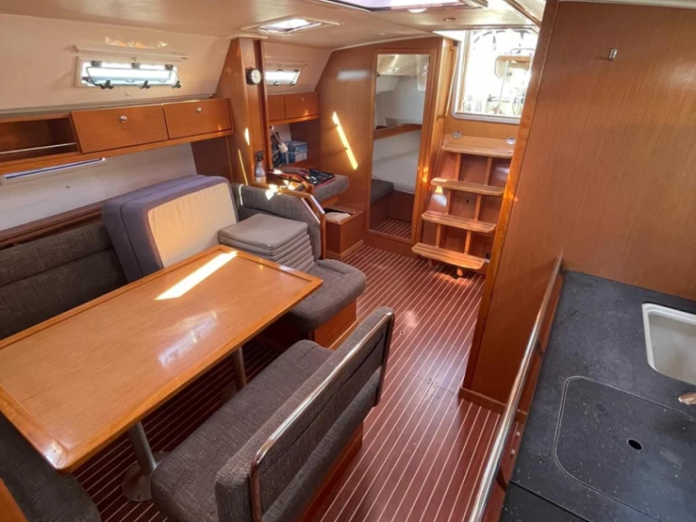 Boat rental Bavaria Cruiser 40 S in Pula on Samboat