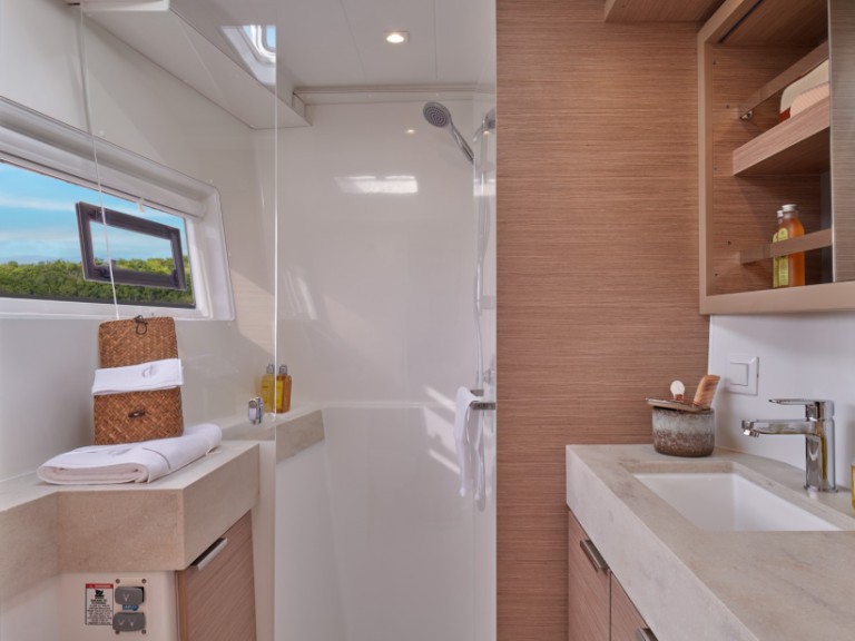 Catamaran rental with or without captain Lagoon Kaštela