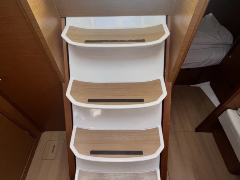 Yacht charter Sukošan cheap Sun Odyssey 440