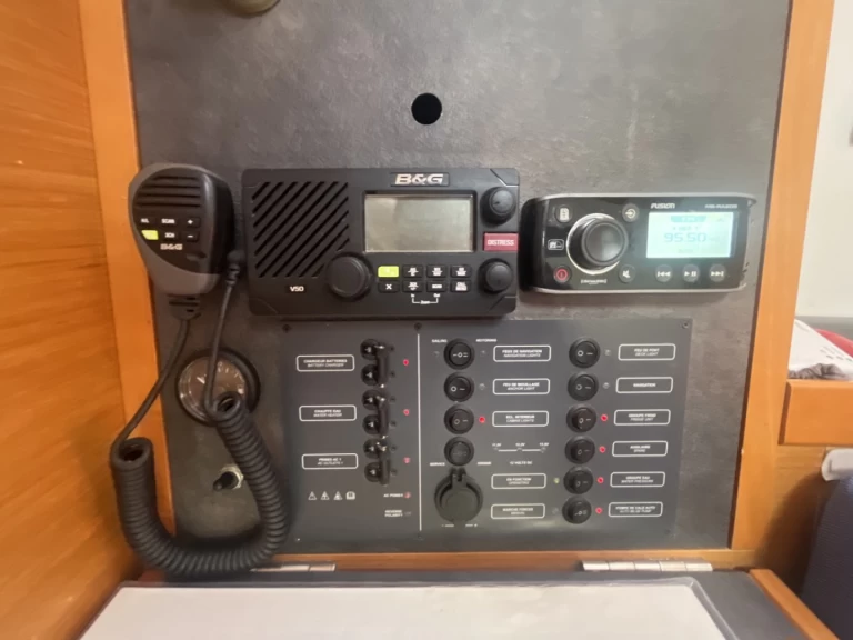 Sailboat for rent Sukošan at the best price