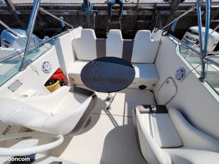 Rent a Bénéteau Flyer 6 Grand Prix Port de Cannes Marina