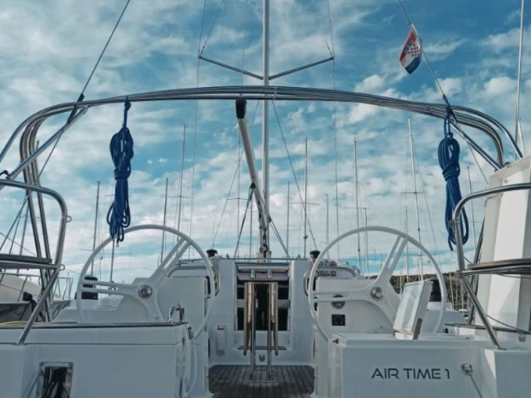 Bareboat Rental Sailboat Elan with a boat licence