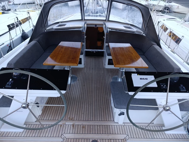 Yacht charter Göcek cheap Hanse 460