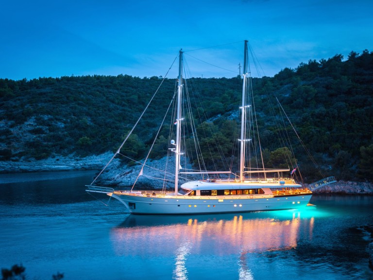 Sailboat rental in Split - Son De Mar Son De Mar